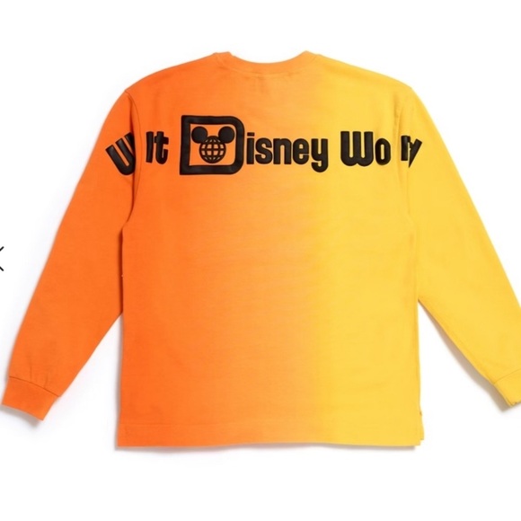 Disney’s Lion King 30th Anniversary Crewneck Spirit Jersey - Size L - NWT - Picture 2 of 6